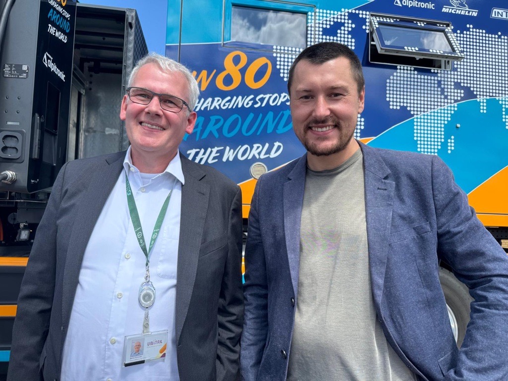Projekt Hermes – Digitalisierung der Lagerlogistik bei UNITAX